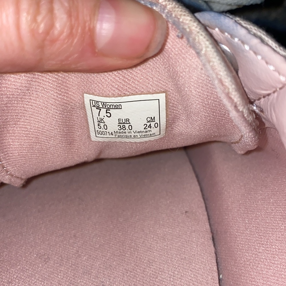 Pink vans - Picture 7 of 9